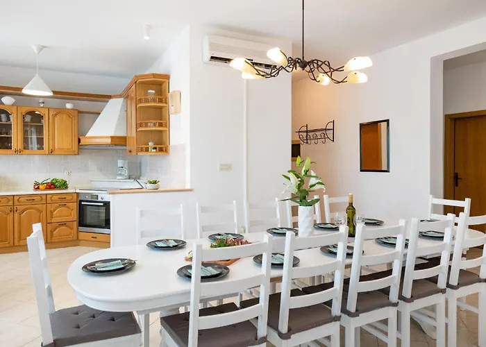 Orihi Bb Croatia Ferienhaus *